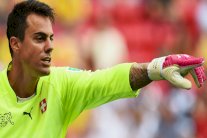 بيناغليو يمدد عقده مع فولفسبورغ حتى 2017