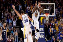 ووريرز وكليبرز يواصلان انتصاراتهما في الدوري الأميركي