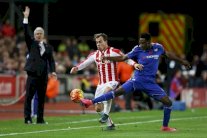 يونايتد يضيق الخناق على المتصدرين وتشلسي يغرق أكثر