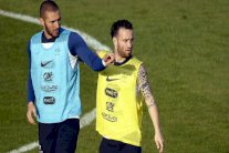 شبح فضيحة بنزيمة يخيم على مواجهة فرنسا وألمانيا