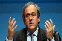 بلاتيني يتلقى ضربة جديدة بعد تعليق ترشيحه لرئاسة فيفا