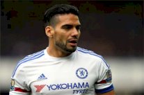 تشلسي يريد التخلص من فالكاو قبل إنتهاء عقده مع النادي