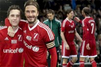 بيكهام ونجله بروكلين يخطفان الأنظار في مباراة خيرية