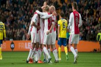 3 انتصارات كبيرة لأياكس وفيينورد وتسفوله