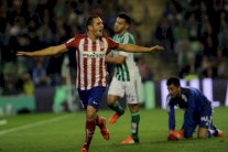 أتلتيكو ينتزع الوصافة وفياريال يواصل نزيف النقاط