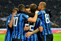 إنتر ينفرد بالصدارة وفيورنتينا يفشل في الحفاظ عليها