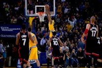 دوري السلة الأميركي: دزينة انتصارات لحامل اللقب 