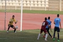 الحكمة يسقط النجمة والأنصار شريكا موقتا في الصدارة