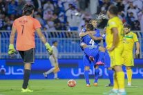 الهلال يكتسح الخليج بسباعية والشباب إلى المركز الثاني