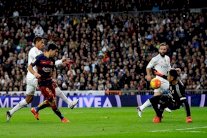 برشلونة يدمر ريال برباعية ويوفنتوس يحسم قمته مع ميلان