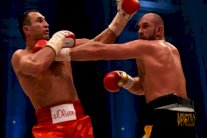 فيري يهزم كليتشكو ويتربع على عرش الوزن الثقيل