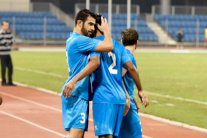 الرفاع يحسم قمته مع المحرق في الدوري البحريني