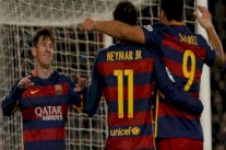 برشلونة يواصل سحق منافسيه والسيتي يتصدر بطولة إنكلترا