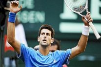 ديوكوفيتش ينهي الموسم في قمة التصنيف