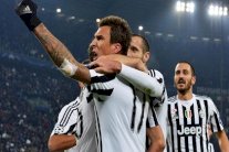 يوفنتوس وسان جرمان وبنفيكا وأتلتيكو إلى الدور الثاني