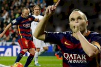 رغم أدائه الرائع في الكلاسيكو... إنييستا لعب مصاباًَ!