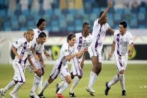 العين يحسم القمة مع الأهلي ويبتعد في صدارة الدوري الإماراتي