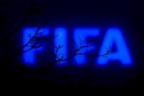 16 متهما جديدا بينهم مسؤولون كبار في 