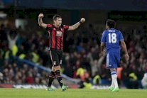 خسارة مانشستر سيتي وتشلسي وليستر ينفرد بالصدارة بثلاثية محرز 