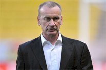 فريق تروا يقرر إقالة مدربه جان مارك فورلان