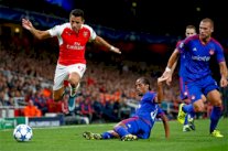 مصير مورينيو على المحك ومهمة صعبة لارسنال في اليونان