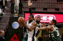 لينرد نجم سبيرز يُمطر سلة ممفيس بالثلاثيات