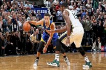 غولدن ستايت لا يهزم وشيكاغو يسقط سان انطونيو