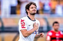 باتو يرغب بالعودة إلى ملاعب أوروبا من بوابة البريمير ليغ