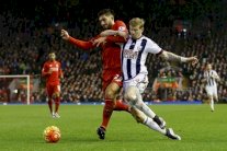 أرسنال في الصدارة وتوتنهام يسقط وليفربول يتعادل