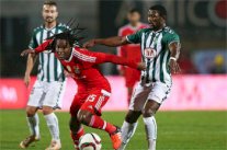 انتصارات كبيرة لبنفيكا وريو آفي وباسوش في الدوري البرتغالي