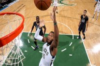 ميلووكي يلحق الخسارة الاولى بغولدن ستايت