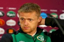 اعتزال داميان داف بعد 20 عاماً في الملاعب