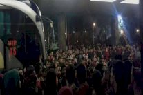 جمهور الأهلي يمنع اللاعبين من مواجهة سموحة