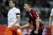 نيس ينفرد مؤقتا بالمركز الخامس في الدوري الفرنسي