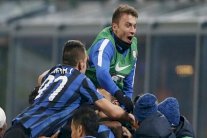 إنتر ميلان لاحكام قبضته على الصدارة قبل السنة الجديدة