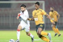 الكويت يهزم القادسية في مباراة القمة والسالمية ينتصر