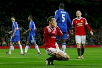 قمة يونايتد وتشلسي تنتهي بالتعادل وأرسنال يتربع على الصدارة