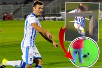 لاعب ألباني يطرد من الملعب بسبب