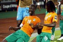 ساحل العاج إلى المباراة النهائية من 