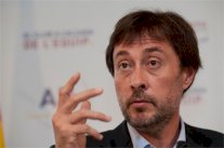 مرشح لرئاسة برشلونة ينتقد تعامل الإدارة مع قضية نيمار