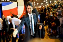 الخليفي يدين