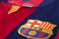 برشلونة يجد الحل في التعاقد مع لاعبين جدد في الصيف