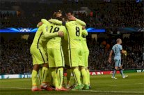 برشلونة يتألق و يفوز أوروبياً كلما اخفق محلياً