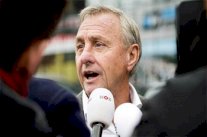 كرويف يسخر من طريقة تعيين زيدان مدرباً لرديف الريال