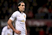 مانشستر يونايتد اتخذ قراره بعدم شراء عقد فالكاو