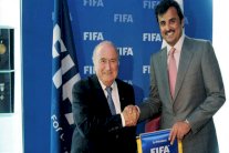 بلاتر يلتقي أمير قطر قبل اجتماع الفيفا