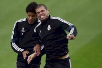 تمديد عقد بيبي مع الريال يدفع فاران لـ