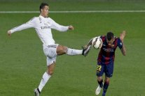 ألفيس ثاني أكثر لاعبي القارة اللاتينية خوضا للكلاسيكو