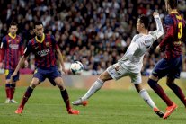 مدرب برشلونة قد يخلط الأوراق بالاعتماد على بوسكيتس