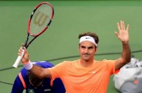 دورة أنديان ويلز: فيدرر إلى نصف النهائي دون عناء